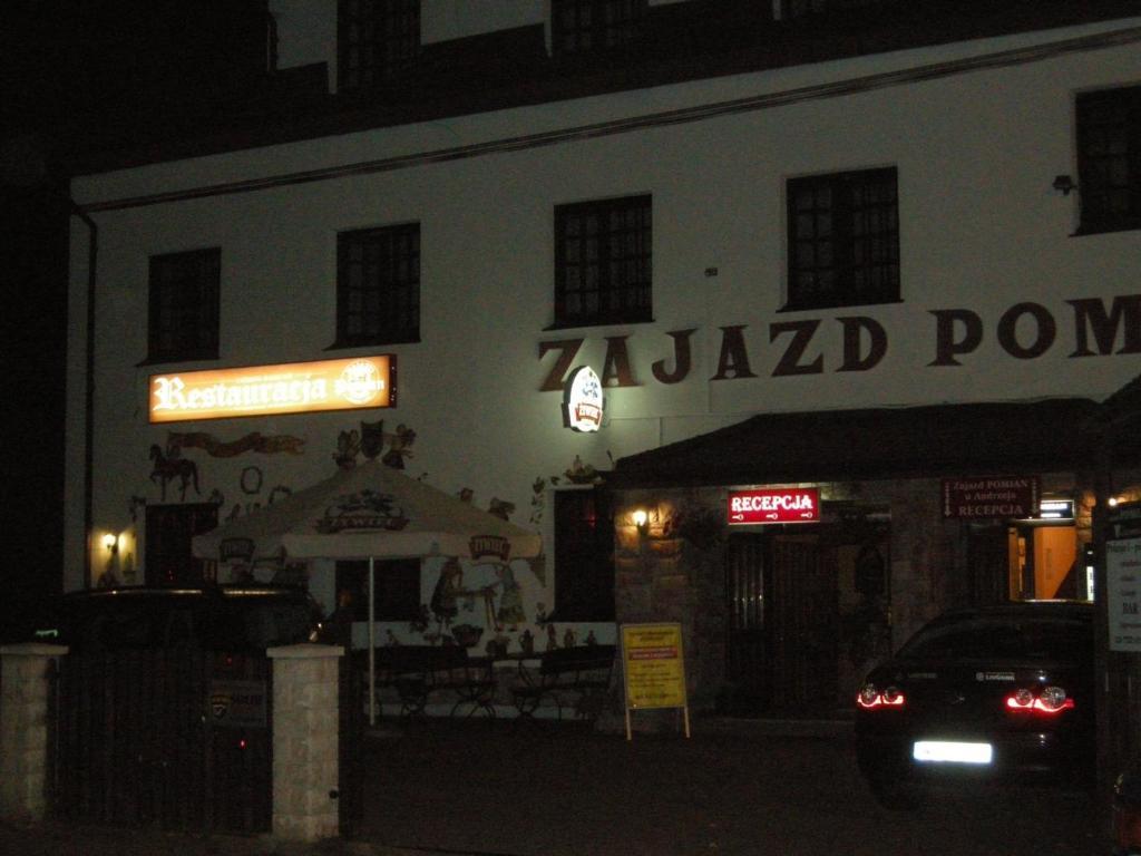 Zajazd Pomian Ozarow Mazowiecki Exterior photo